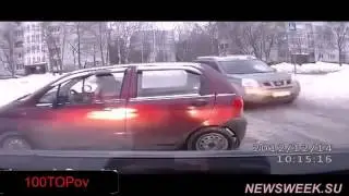 АВТО ПРИКОЛЫ АВТО БЛ ДИ  Самые тупые леди  Жми на них