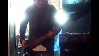 Vicio - Reincidentes -  Bass Cover