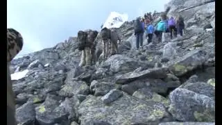 Покорение горы Народная