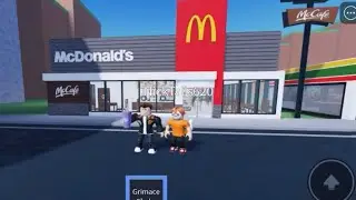 Roblox man tries Girmace Shake￼￼