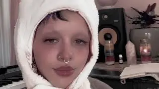 It's just a cigarette... (Vídeo edit - Melanie Martinez)