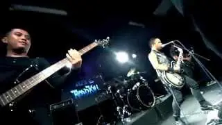 Roadkill - How The Mighty Have Fallen (LIVE)