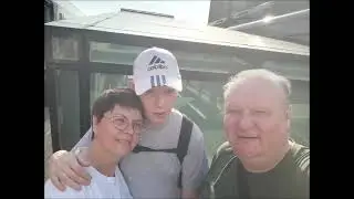 В Питере впервые ! К дочке приехали.