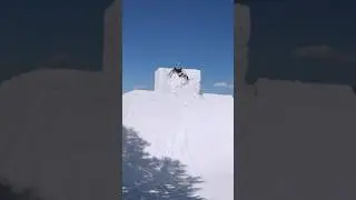 Sliding walls 🫥 Nico Vuignier at Mammoth Mountain