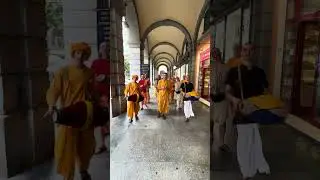 Harinama in Savona, Italy 🇮🇹 by H.H. Ananda Vardhana Swami Maharaj