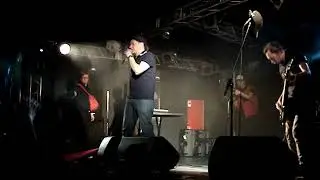 Skafandr & Вася В (Кирпичи) - Давайте все будем жестоко рубиться (Live)