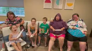 try not to laugh!! {edition: family reunion.}