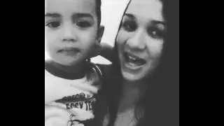 Menino quer roubar mulher casada