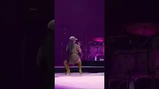 RIHANNA TWERK DANCE / РИАННА ТАНЦУЕТ ТВЕРК