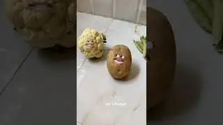 আলু vs মটরশুটি লড়াই🤣😂#trending #shorts #funny #comedy #foryou #vairal #girl #YouTube