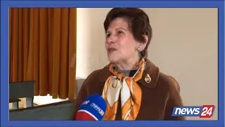 Mesuesja ne pension Loreta Samara 32 vite kontribut ne arsim, rikthehet ne bankat e para te shkolles