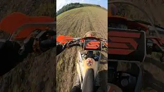 ДИКИЙ НАВАЛ ПО ПОЛЮ           #gr8 #450 #KTM450 #АВАНТИС #ЭНДУРОЭЛИТА #СНОУБАЙК #питбайк