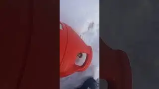 сливаю что то с баллона, после первой заправки нового баллона на газойле ватутина