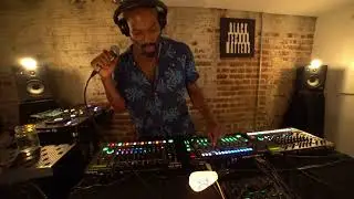 B_X_R_N_X_R_D Guest on Transduction Signal hosted by Trovarsi