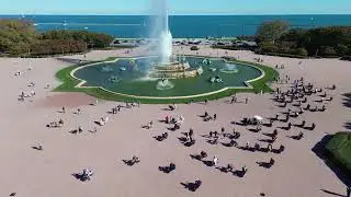 Chicago United Riders Buzzes Buckingham Fountain - (wild audio)