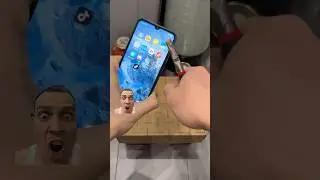 Разбивает в хлам телефон! 😱