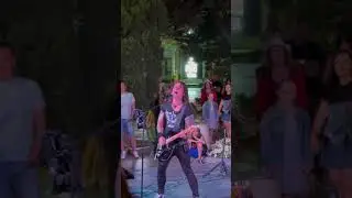 А молодежь та у нас Агонь❤️💪🇷🇺