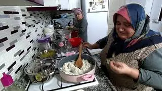 Akşam yemeği Emin babadan türküler sohbet muhabbet