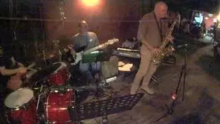 Niški jazztet ft. Aleksandar Jaćimović - Oleo