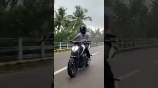 DUKE 390 | KADHAL EN KAVIYE❤️