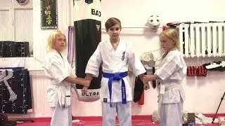 Бункай ката Пинан соно Ни. Разбираем на практике. Сильная позиция рук и ног, работа бёдер