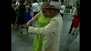 Danzones. Veracruz. 2015. Plaza la República. "Libro México-Cuba.CineyMúsica.AmorparaSiempre" Amazon