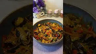 Летний вкусный салат из баклажанов