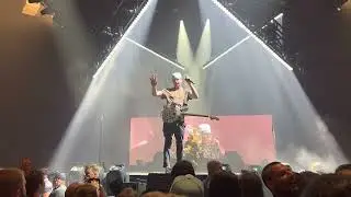 Blink 182 - "All the Small Things" - Live in Baltimore