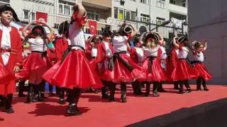 2B Karayip Korsanları 23 Nisan 2017 dans gösterisi