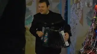 Встречая новый 2019 год. Русское застолье в Горном Щите. Часть 11 Песня "Однажды морем я плыла"