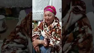 Қызжібек Секербайқызына арналады. Еске аламын анамды сағынып