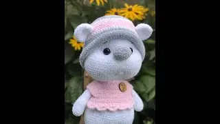 Ein Bär nach einer Anleitung von Olga Romahina