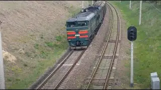 2ТЭ10УТ-0068 с грузовым следует по перегону Новосавицкая-Тирасполь.