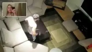 Жестоко издевается над парнем.