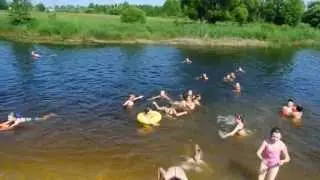 Любим купаться и песни петь