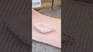 Écharpe feuille sur ma page 😉😉 bon tricot 😉😘😘