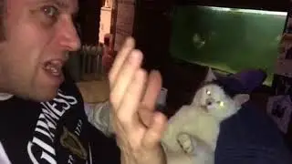 Who’s growling the man or the cat