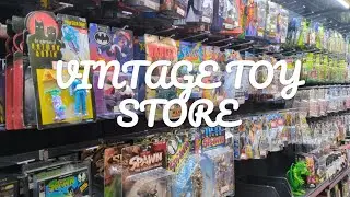 VINTAGE TOY STORE - TOY BOX COLLECTABLES