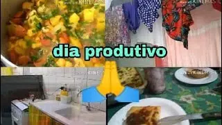 Limpando a casa/lavando roupa/uma receitinha muito gostosa p seu lanche