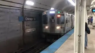 Chicago subway pulling in