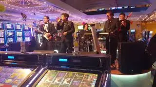 TE AMO Y NO SOY CORRESPONDIDO - LOS PASTELES VERDES (CASINO LOS DELFINES)
