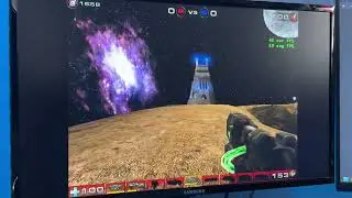 The Win98 machine tries Unreal Tournament 2004
