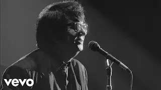 Roy Orbison - Crying (Black & White Night 30)