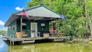 Houseboat Adventures! Swamp Rides and Wildlife! Snake vs. Catfish!