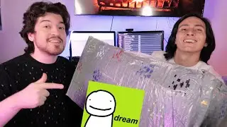 Unboxing Dreams International Christmas Gift to us...