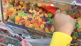 Beli Permen Gummy Bentuk Bintang dan Bulat di Supermarket 