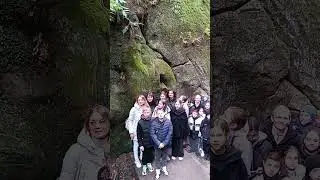 Показываю вход в Ад на #экскурсия  по курортному парку