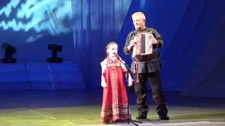 Летят утки, да два гуся
