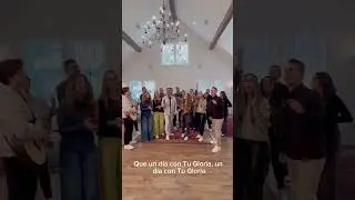 Quem já ouviu a versão de me atraiu em espanhol? 🔥 GLÓRIA AO SENHOR por isso! 💖 