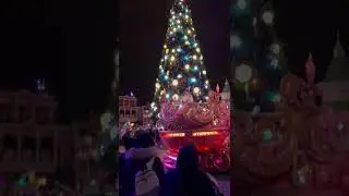 Disneyland Paris Christmas Parade 2022